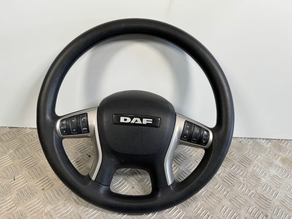 IMG_5445 VOLANT DAF 106
