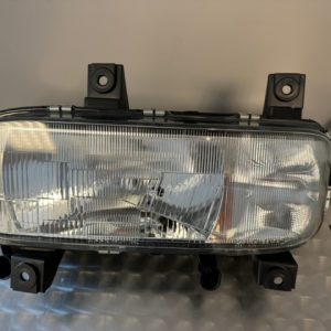 PHARE GAUCHE  MERCEDES ATEGO 1   SANS ANTI BROUILLARD   REF:9738200161