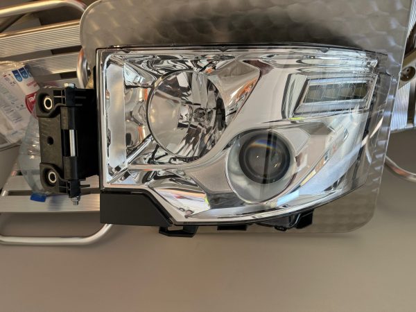 IMG_6017 PHARE GAUCHE NEUF RENAULT T 7482662276 MODELE LED