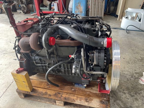 IMG_5008 MOTEUR MIDLINER 150 MIDR 060226 U4
