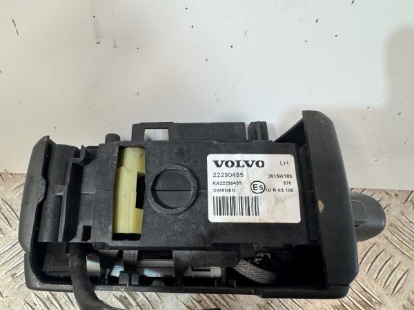 IMG_7666 SELECTEUR DE VITESSE VOLVO FM-FH 22230455