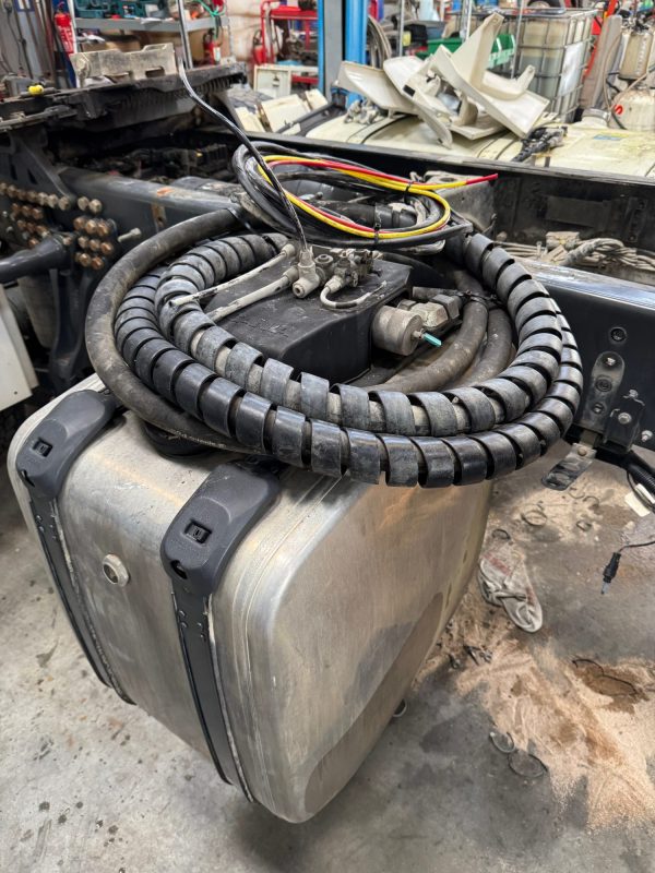 IMG_7846 HYDRAULIQUE COMPLET SCANIA BOITE GRS905R