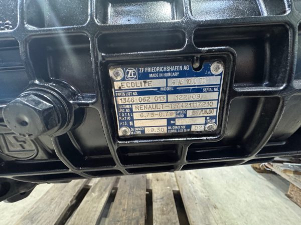 IMG_8223 BOITE AUTO ZF MIDLUM 6AS1000TO 7421117210 RECONDITIONNER