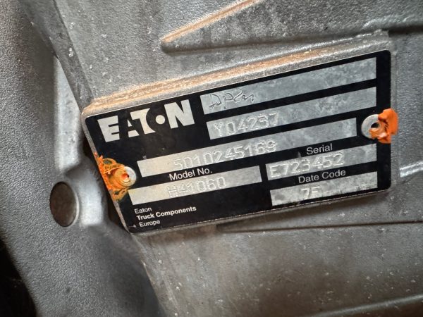 IMG_9670 BOITE A VITESSE MIDLINER EATON H 4106 Y04237 5010451169