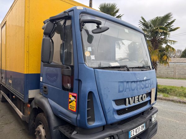 IMG_8465 CABINE IVECO EURO CARGO 140E18 BOITE AUTO REF CABINE NU:5801284018 REF CABINE GARNIE:5801284208