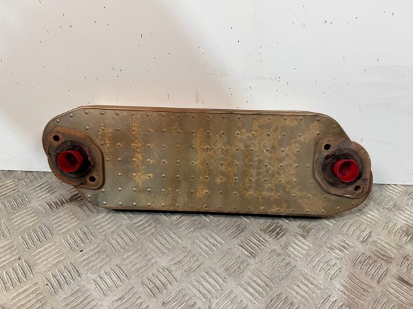 IMG_9159 RADIATEUR D HUILE MOTEUR RENAULT T DTI 13 VOLVO D13K 21370430