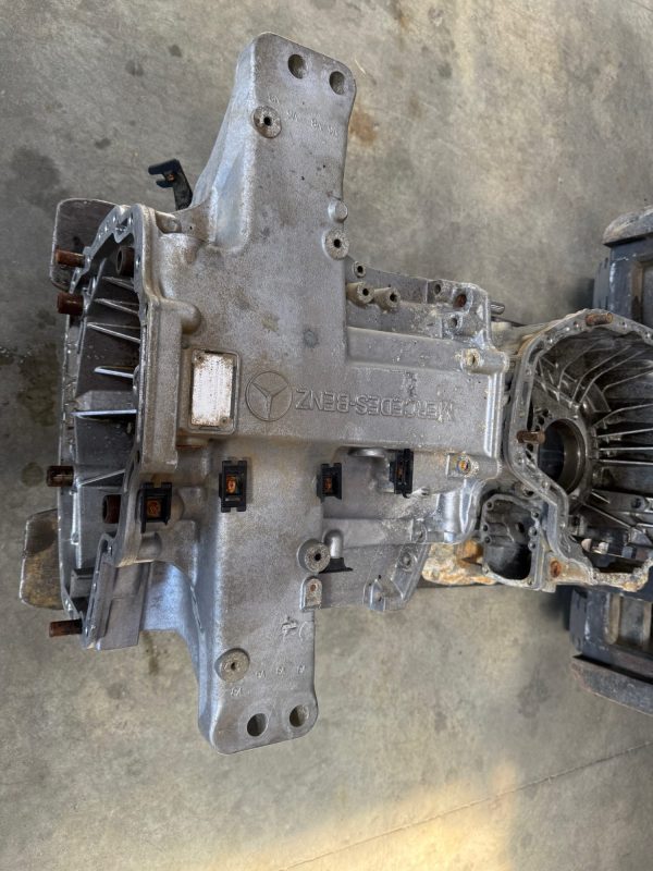 CARTER DE BOITE MERCEDES G211-16