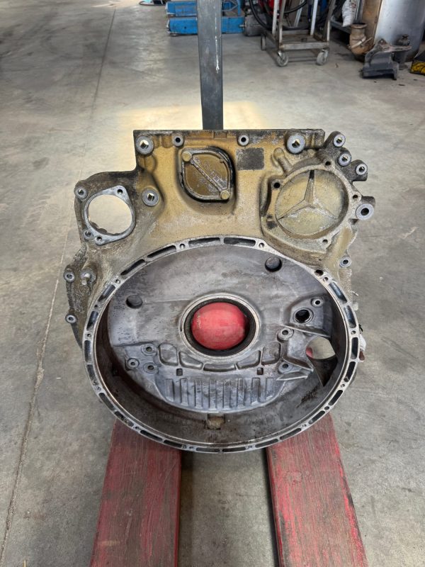 CLOCHE MOTEUR ACTROS MP4      4710157102