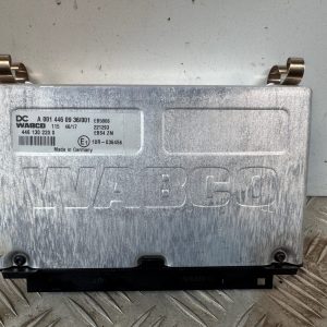 IMG_0543 BOITIER EBS4 MERCEDES ACTROS MP4 0014460936 WABCO 4461302200