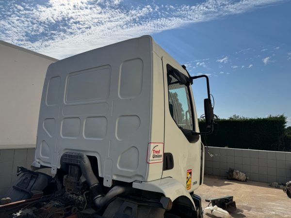 CABINE MIDLUM DXI           5600718233