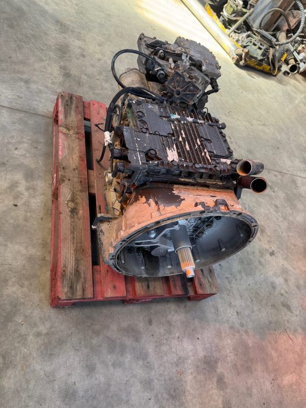 BOITE VITESSE VOLVO    VT 2412 B     VOITH       3190245